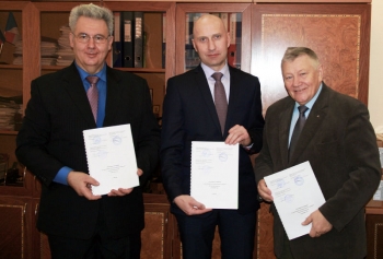 Ведущие отраслевые объединения ЛПК России призывают всех работодателей присоединиться к Отраслевому соглашению по организациям лесопромышленного комплекса РФ на 2018-2020 гг.
